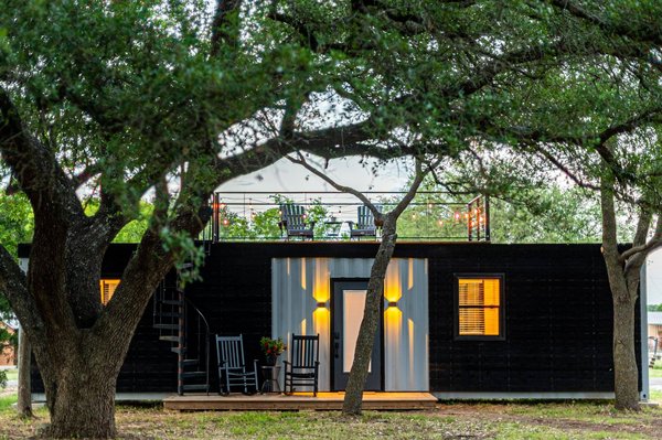 La location de tiny house dans les campings de campagne en France : 3 raisons pour lesquelles c'est en train de devenir la nouvelle tendance