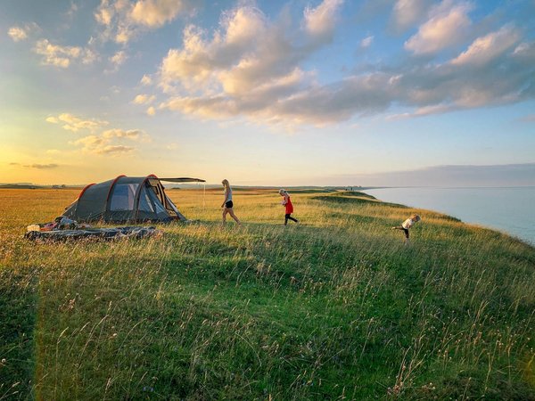 Quelles sont les destinations de camping à la campagne les plus proches de Brive la Gaillarde ?
