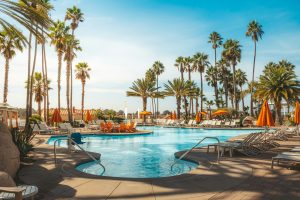 La belle piscine en camping
