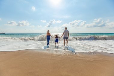 famille à la plage